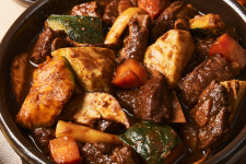 쑥이네 프리미엄 특제과일소스 갈비찜(간장,매운) 700g : 식품을 대하는 따뜻한 온기