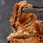 [백미으뜸] 식당에서 먹던 맛 그대로 옛날한돈갈비 1kg : 백미으뜸