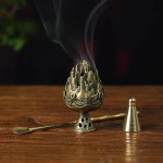 보산 소형 향로 휴대용 백단향 테이블탑 금속 장식품 가정 및 사무실 장식 수집품 : 그라츠1