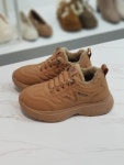 아스트 웜퍼 엠보싱 스니커즈 운동화 앞2/굽3cm HS96w71vk : 세이브존 상동 한슈