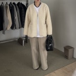 뽀글리 무스탕 : 어바웃22