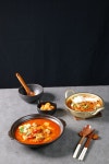 도깨비 김치찌개 국내산 돼지고기 캠핑 음식 밀키트 명품 김치찜 500g : 도깨비프렌즈