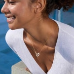 스토리지웰러리 혼합 금속 목걸이, 여성용 투톤 연동 펜던트 실버 및 골드 도금 주얼리 1 Fish Necklace (Gold Fin : CHANGS마켓