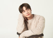 민호 샤이니 포스터 드라마 영화 제작 소품 인테리어 감성 아트 WSR-H0586 A4 : 호봉이네