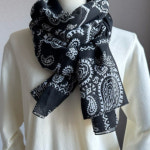 국내제작 소프트 페이즐리 스카프 간절기 롱 블랙 : 나디아 주얼리
