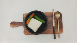 국내산 전라도 동치미 5 kg 깊고 시원한 겨울의 맛 늘 마주하는 한 끼를 더욱 맛있게 : 미소통상