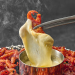 직화연구소 짚불에 구운 불향 가득 국내산 무뼈닭발 : 직화연구소