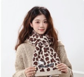 G1738 산리오 레오파드 귀마개 머플러 겨울 방한용품 선물 세트 : 쿠마네상점