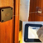 뭉구카 Lark Door Closer 와이어형 자동 도어 클로저 800g 강력한 당김성 접착식 문닫힘 안전성 어린이집 가정용 사무용 H-074 : 뭉구카