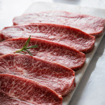 마장동 최상등급 투뿔 한우 35일 특수정온숙성 한우선물세트 1kg 우마카세 : 오팜 착한농장 장터