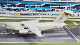 C-17 글로브마스터 III 미국 수송기 1:200 모형 전투기 : 순항상사