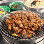 참도깨비 북성로 한돈 연탄불고기300g 국내산 돼지고기 양념육 : 참도깨비