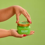 트리 헛 팜 그로브 시어 슈가 스크럽 각질 제거 바디 스크럽으로 죽은 건조한 피부를 제거하여 부드럽고 수분이 풍부한 느낌을 줍니다 필수... 