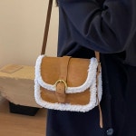 H3375 스웨이드 무스탕 퍼 숄더백 어깨끈 조절 귀여운 금장 트렌디 양털가방(2/C) : ROSY CABINET