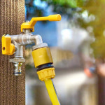 고강도 야외 수도꼭지 2구 외부 수도 세탁기 욕실 다용도실 베란다 수도꼭지 : 은혜건축자재마트