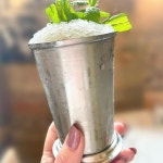 소로 에센셜 - 11온스 스테인리스 스틸 민트 줄렙 컵 세트 2메탈 칵테일 잔 맥주 주스 음료 파티 바 홈 레스토랑에서 음료를 더 오래 차갑게... 