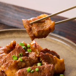 [조박집] 마포 46년 한돈 양념목살 밀키트 600g (구이용) : 조박집