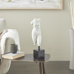 데코 79 폴리스톤 사람들 장식 조각 홈 조각상, 블랙 스퀘어 베이스, 액센트 피규어 5인치 x 17인치, 크림 13 x 8 x 20 : 세라917