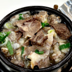 엄마의한스푼 한우 소머리 곰탕 국밥 소고기포함 진한 우사골 즉석국 580g : 엄마의 한스푼