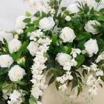 H7614 화이트 델피늄 로즈 녹지 테이블 소파 러너 꽃꽂이 장식 웨딩 배경 꽃 줄 창 디스플레이 소품 : 오모아유통