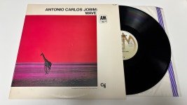 안토니오 카를로스 조빔 Antonio Carlos Jobim – Wave LP / J0241 : 니어민트