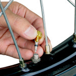 [ZETA] 에어밸브 캡 2개 블랙 F7466 / 레드 F7468 : CFMOTO 강북 던지샵