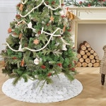 ORTIGIA 화이트 크리스마스 트리 스커트 3D 터프팅 자수 48인치, 인조 모피 부드러운 플러피 플러시 겨울 홈 홀리데이 파티 장식 실내 : 소로상회
