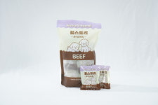 [농업회사법인율치주식회사] 월스토리 소고기 한 그릇 강아지사료 50g x 12봉 : vaimi