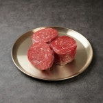 마장동 한우 최상등급 투플러스 명절 푸짐한 선물세트 정육+구이선물세트, 1.8kg, 1개 : 마장동 한우 구공구일