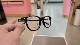 GENTRY 젠틀리 G1137  레트로 클래식 디자인 블랙 뿔테안경 : 포시즌아이웨어