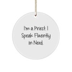 친구들이 사제에게 준 선물, 저는 사제입니다 너드어, 화이트 서클 장식, 남성을 위한 크리스마스 선물을 유창하게 구사합니다 : 더케이NY