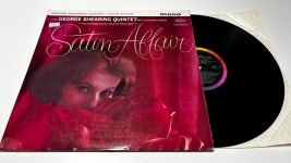 The George Shearing Quintet – Satin Affair LP / J0284 : 니어민트
