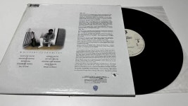 얼 클루 Earl Klugh – Whispers And Promises LP / J0250 : 니어민트