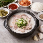 총1.35kg 5무첨가 돼지국밥 450g 2+1 100kacl N맴버십은무배 : 안심밥상