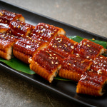 산지직송 통영 바다장어 2-4미 1kg(손질후600g내외) 소스2종 외2 : 주식회사 딜픽