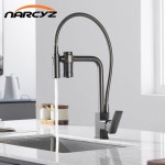 주방 수도꼭지 블랙 정화 여과 기능 360 회전식 풀 아웃 대 1 냉온수 GM0-90 : 성연유통.