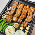 한돈 양념 돼지갈비 1kg 국내산 포뜬 수제갈비 숯불 캠핑 구이 : 천지푸드