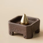 젠스틱 인센스 버너 뚜껑 포함 세라믹 레트로 아로마테라피 홀더 가정용 실내 티룸 데스크탑 명상 장식 선물 : 유명소소온