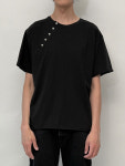 SAN263-1 반팔 티셔츠 Diagonal Button Tee - Black : 찬스클로딩