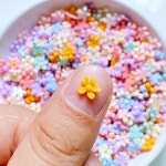 귀여운 미니 플라워 레진 피규어 공예품 플랫백 카보숑 장식 쥬얼리 제작 헤어웨어 액세서리 6mm 100 개 신제품 : 이십오룡산업