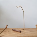 토이포이 TOYPOY 황동&월넛 원형 봉 랜턴 스탠드 그란데 : 제니나인