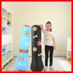 PVC 두꺼워진 어린이 복싱 기둥, 청소년을 위한 팽창식. 떨어지지 않는 피트니스 샌드백. 모래와 물을 추가하세요 : 에센셜코너