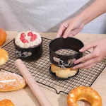 Kegeei 10개 4인치 스프링폼 팬 세트, 탈착식 바닥이 있는 논스틱 누수 방지 미니 치즈케이크 팬, 베이킹용 원형 케이크 몰드, 피자, 퀴치, 블랙... 