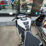 호환  CFMOTO 675NK NK675 675 NK 2025  3M 안티 슬립 탱크 패드 스티커 패드 사이드 무릎 그립 보호대 데칼 : 노아노아삼