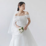 마리앤 오간자 실크 탑 오프숄더 셀프웨딩 드레스대여 웨딩스냅 스튜디오 촬영 : 스웨드블랑