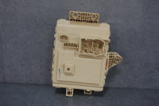 현대 제네시스 G70 정션박스 휴즈박스 모듈 컨트롤유닛 91950-G9430 : 오토파츠개러지