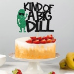 일종의 빅 딜 케이크 토퍼, 피클 오이 생일 축하 케이크 장식, 남자 여성을 위한 과일 재미있는 생일 파티 장식 : 룰라영