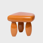 스텀프 트라이팟 카라멜 사이드 테이블 : 스튜디오 딥스