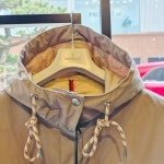 [오늘배송] 몽클레어 유칼립투스 후드 크롭다운 자켓 L10931A00 0185 994N : 벨로네고지오