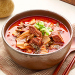 우리나라 더매운맛 소고기 국밥 해장국 육개장 캠핑 밀키트 간편 냉동 레토르트 800g 3개 : 우리나라국밥